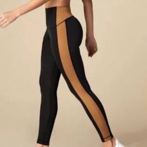 SOLD IN BUNDLE Fabletics On The Go Powerhold Leggings NWT